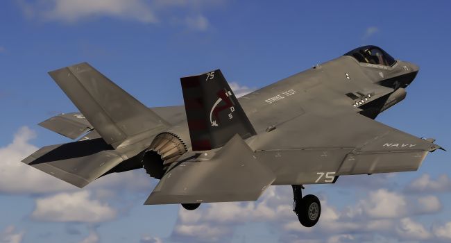 ВМС США усилятся истребителями F-35C Lightning II