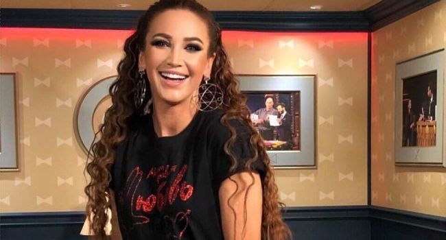 «Где с*ськи оставила?» Оля Бузова поздравила с наступлением весны, обнажившись на камеру «Где с*ськи оставила?» Оля Бузова поздравила с наступлением весны, обнажившись на камеру