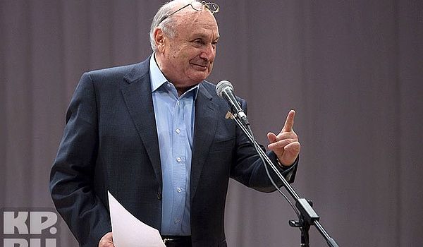 Такой великий человек, и «сдулся»: Бабченко жестко прошелся по сатирику Жванецкому из-за полученного ордена от Путина