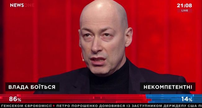 Гордон: люди на местах не понимают за счет чего Порошенко останется президентом, но верят, что Алексеевич что-то придумает