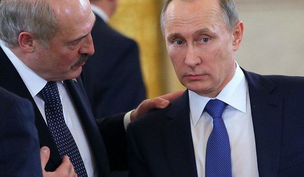 «Утерли нос»: белорусский политик рассказал, как Лукашенко хотел захватить власть в России 