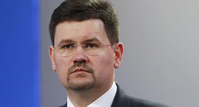 Блогер: «У Порошенко потребовали извинений, а кто будет извиняться за Гладковского и Кононенко?» Блогер: «У Порошенко потребовали извинений, а кто будет извиняться за Гладковского и Кононенко?»