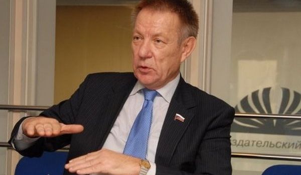 «Меньше ешьте!»: депутат-единоросс нарвался на гнев в сети своим советом диабетикам «Меньше ешьте!»: депутат-единоросс нарвался на гнев в сети своим советом диабетикам