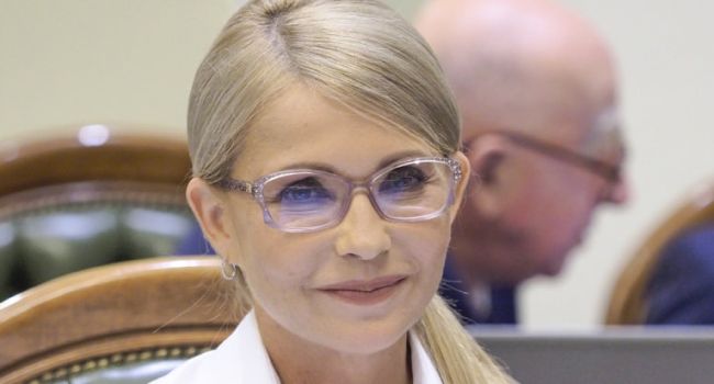 Тимошенко вновь опередила Порошенко в президентском рейтинге