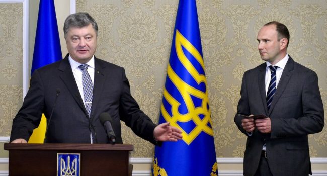 «В отставку!»: Петр Порошенко подписал указ об увольнении главного разведчика Украины