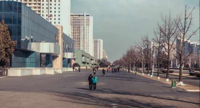 В сети показали реальные фотографии столицы КНДР