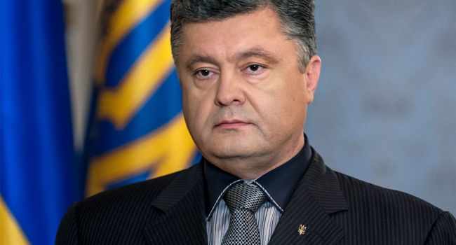 Эксперт: «Украинские избиратели отказываются видеть Порошенко президентом, но он другого мнения» Эксперт: «Украинские избиратели отказываются видеть Порошенко президентом, но он другого мнения»