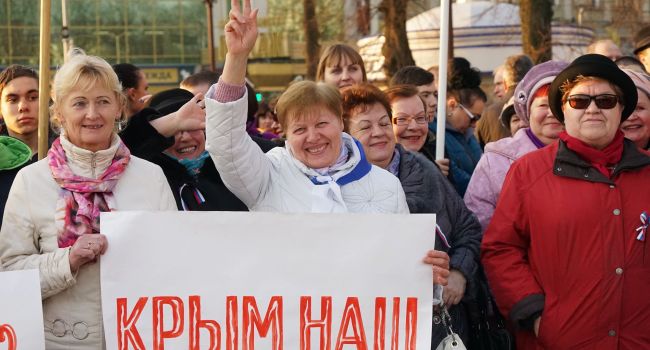 Соцопрос: если бы в Крыму состоялся снова референдум, крымчане проголосовали бы за воссоединение с Россией