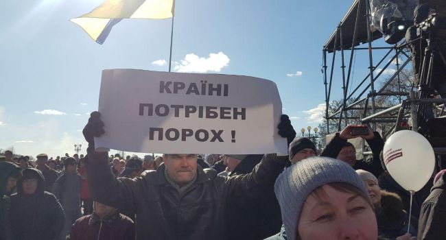 Политолог: они ошиблись не только в Порошенко, но и в украинцах, не все в этом мире продается Политолог: они ошиблись не только в Порошенко, но и в украинцах, не все в этом мире продается
