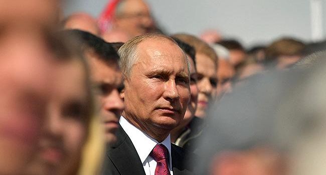 «Запад получил позор и гибридную войну, но может выиграть в РФ»: российский политолог рассказал об опасности для Путина 