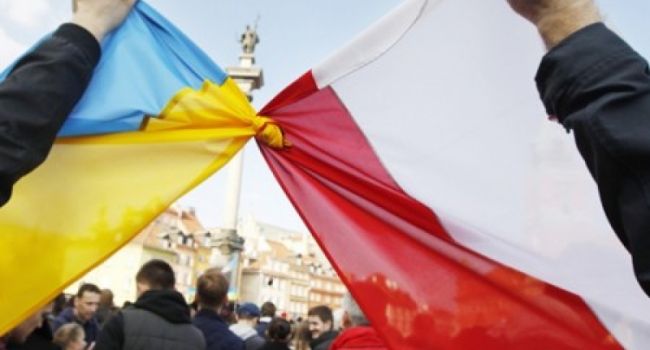 В качестве страны для работы украинцы преимущественно выбирают Польшу