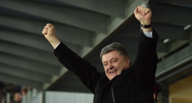 Политолог: «В Украине, пережившей два Майдана, админресурс Порошенко уже бессилен»
