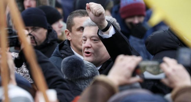 Арестович: 500 кг тротила под сценой президента – и никакие охранники не помогут