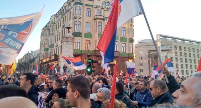 Чем могут закончиться протесты в Сербии