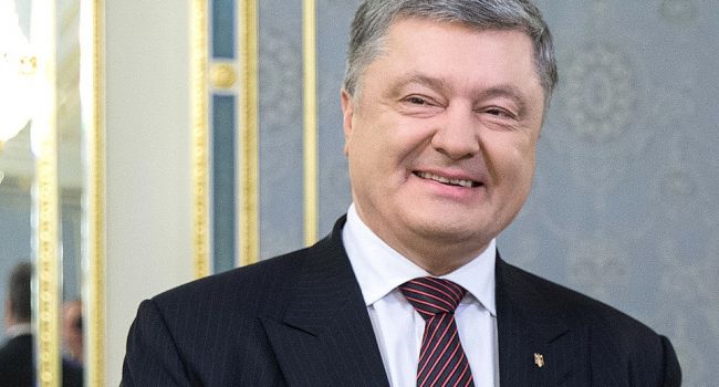 Украинцы считают, что победы Порошенко на предстоящих выборах не избежать
