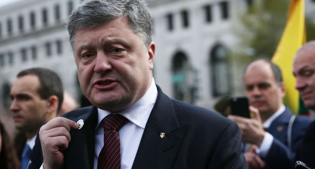 Блогер о заявлении Порошенко: «Предлагаю считать закрытым вопрос о кандидате, считающим своих избирателей дебилами»