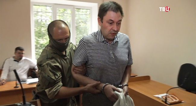 Суд над Вышинским: пророссийский пропагандист расплакался в зале суда Суд над Вышинским: пророссийский пропагандист расплакался в зале суда
