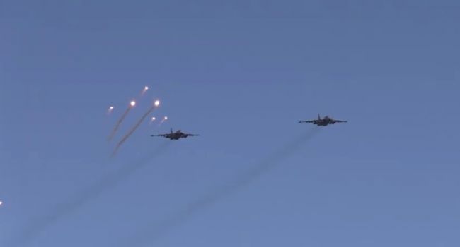 Авиация ВСУ с полным боекомплектом провела боевую операцию в небе над Азовским морем рядом с зоной ООС