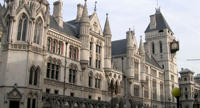 «Забудьте о своих активах»: суд Лондона зажал «Газпром» в тиски