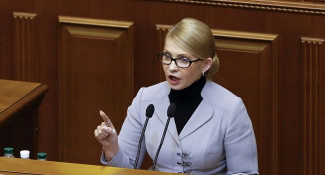 Политолог: если Тимошенко «болит за Украину при Порошенко президенте» - пусть снимет свою кандидатуру в пользу Зеленского