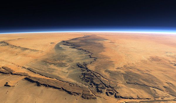 Колонисты могут использовать марсианские лавовые пещеры для обустройства базы на Красной планете