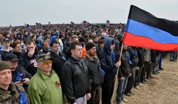 Самое важное – это флаг «ДНР»: в сети разруху на Донбассе описали несколькими словами 