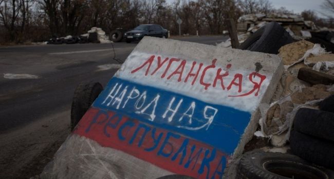 Российские наемники задержали пожилую женщину, приняв ее за агента СБУ Российские наемники задержали пожилую женщину, приняв ее за агента СБУ