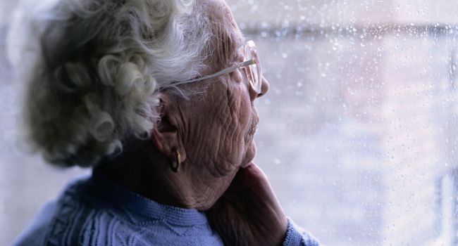 Специалисты озвучили самые ранние симптомы болезни Альцгеймера