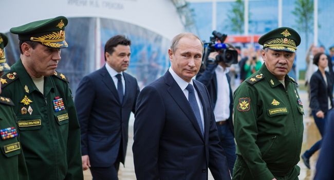 Путин активировал масштабный военный призыв в России Путин активировал масштабный военный призыв в России