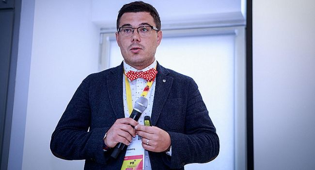 Березовец: свой голос отдал за курс на полную интеграцию в НАТО и ЕС, без всяких недоговорок Березовец: свой голос отдал за курс на полную интеграцию в НАТО и ЕС, без всяких недоговорок