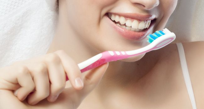 Стоматологи: зубы нужно чистить исключительно до еды