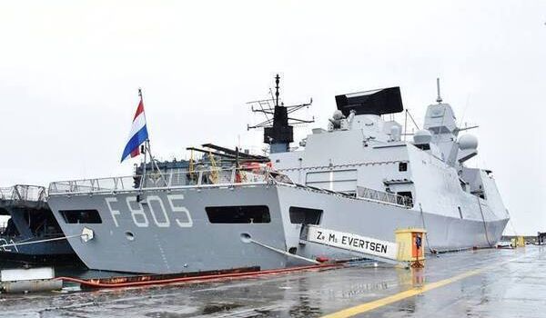 Эксперт пояснил, почему Россия паникует из-за кораблей НАТО в Черном море