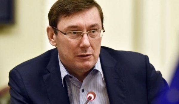 Луценко предложил оригинальное мест для дебатов Порошенко и Зеленского 