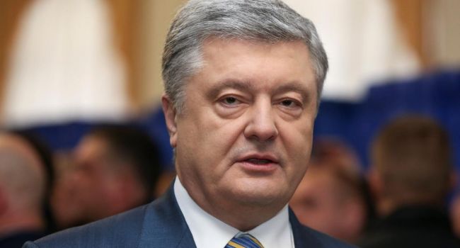 Политолог: «Украинцы не заметили, как Порошенко спровоцировал сексистский скандал»