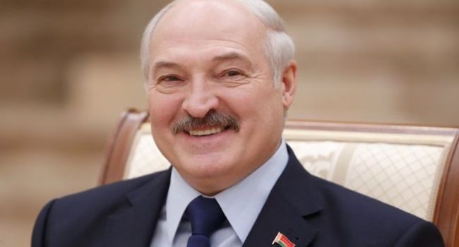 Лукашенко считает, что победу во втором туре одержит Порошенко