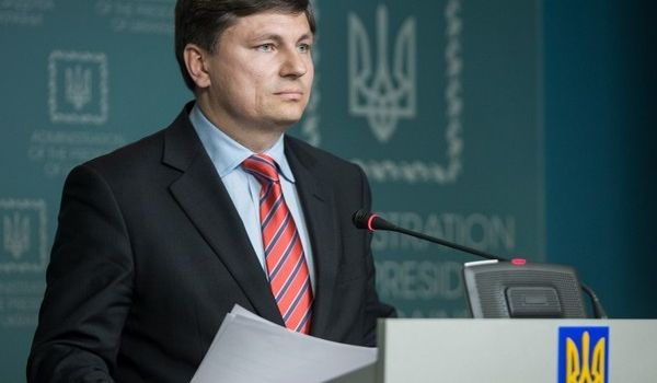 У Порошенко заявили, что дебаты на «Олимпийском» могут состояться только 14 апреля