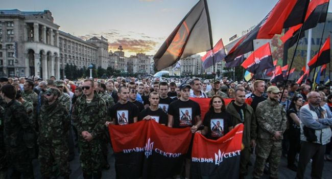 Занимался партизанской войной: в РФ задержали члена «Правого сектора» Занимался партизанской войной: в РФ задержали члена «Правого сектора»