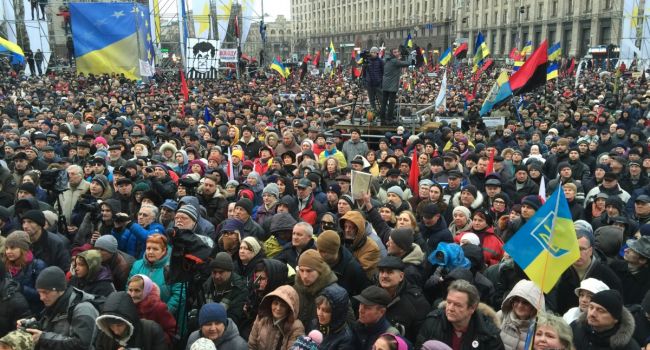 «Предателей – за решетку!»: названа причина масштабного митинга у офиса Зеленского