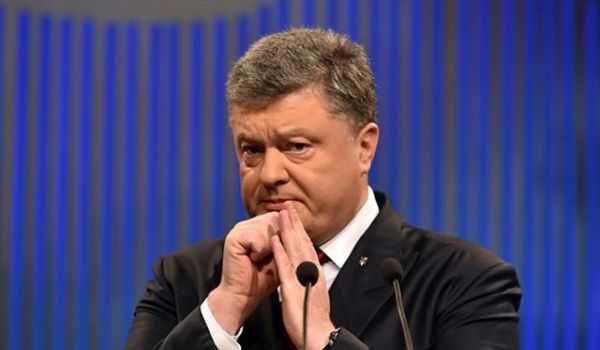 «Крутили за спиной шуры-муры»: Порошенко угодил в скандал из-за своего признания «Крутили за спиной шуры-муры»: Порошенко угодил в скандал из-за своего признания