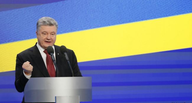 «Те, кто смотрел эту передачу, сами все видели и сами способны сделать выводы»: Порошенко не стал объяснять скандал с Зеленским «Те, кто смотрел эту передачу, сами все видели и сами способны сделать выводы»: Порошенко не стал объяснять скандал с Зеленским