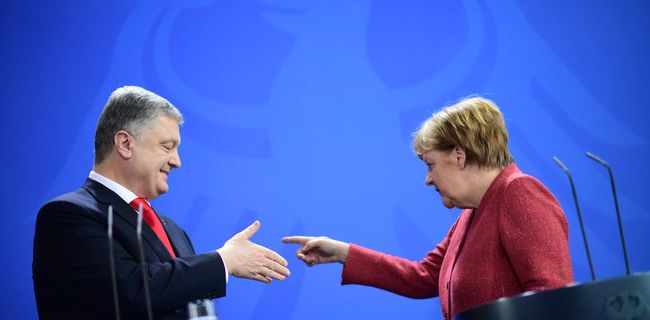 Меркель не стала отвечать на вопрос, почему не пригласила в Берлин Зеленского 