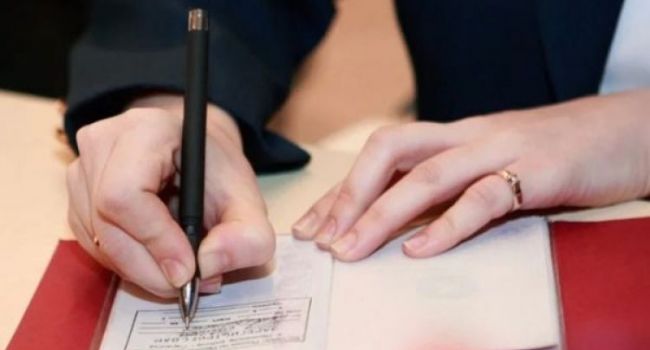 Треть украинцев не живут по месту регистрации из-за страха перед мобилизацией Треть украинцев не живут по месту регистрации из-за страха перед мобилизацией