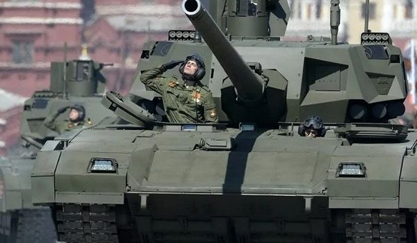 Это надо уметь: путинские военные в озере утопили «известный» танк Это надо уметь: путинские военные в озере утопили «известный» танк