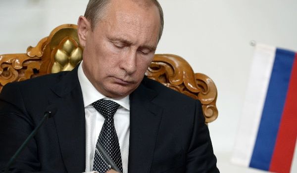 «Будет спасать Украину от украинцев»: Цимбалюк поймал Путина на неоднозначной оговорке «Будет спасать Украину от украинцев»: Цимбалюк поймал Путина на неоднозначной оговорке
