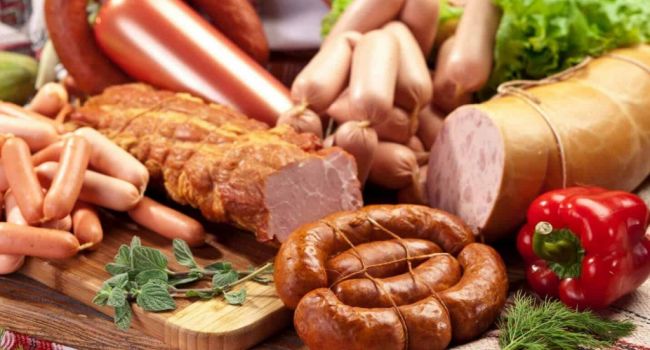 Эксперт рассказал о снижении цен на мясную корзину в Украине 