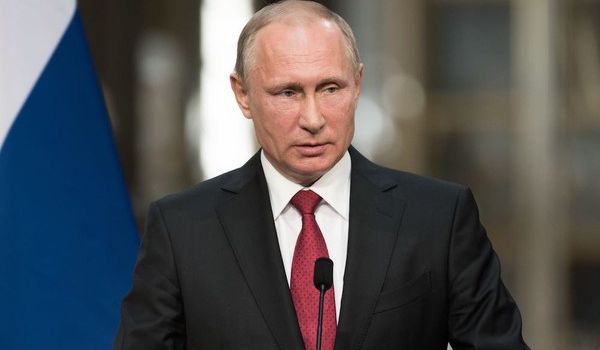 «Это станет концом России»: путинский пропагандист предупредил Кремль о катастрофе из-за раздачи паспортов жителям Украины