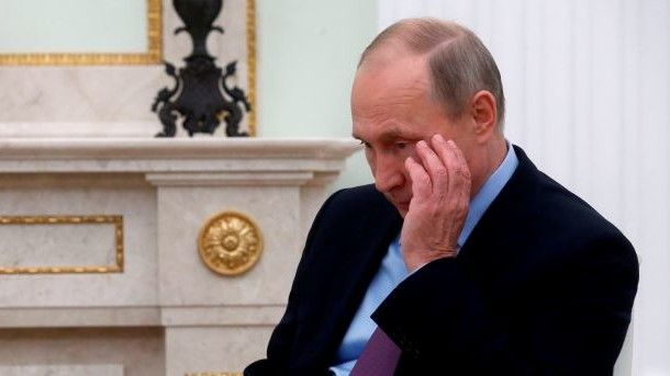 Порошенко: Путин в России уже четвертый срок, а за это время в Украине сменилось четыре власти Порошенко: Путин в России уже четвертый срок, а за это время в Украине сменилось четыре власти