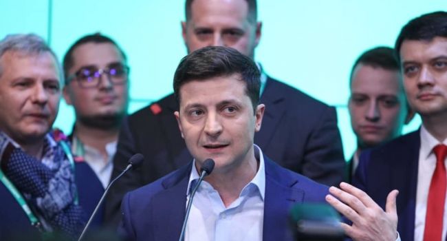 Себастьянович: выбравшие Зеленского, спокойны на все 100%. Они откуда-то уже знают, что будет делать будущий президент