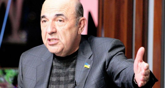 Рабинович рассказал о большой «паспортной опасности» Рабинович рассказал о большой «паспортной опасности»