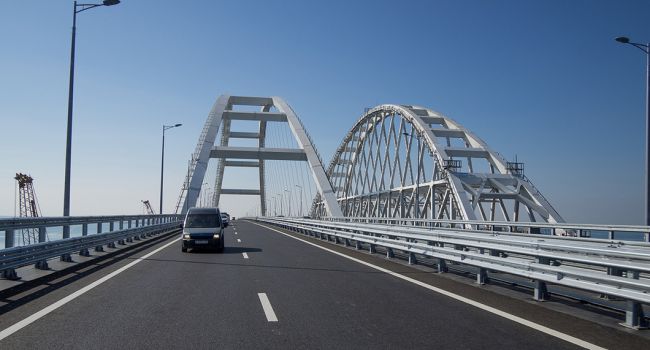 По Крымскому мосту поезда будут ездить со скоростью 20 км в час 